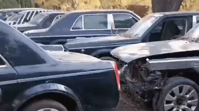 They find a Chinese limousine graveyard, the scene is depressing 1