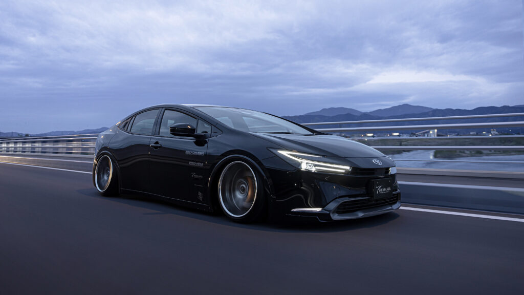 It is safe to say that the tuned version of the new Prius 9 has become a hot machine