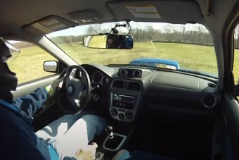 200 km/óra felett szállt el a fék, de egy mozdulattal elkerülte a nagy bukást a sofőr