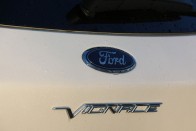 Hibrid Fordot a Toyota helyett? 91