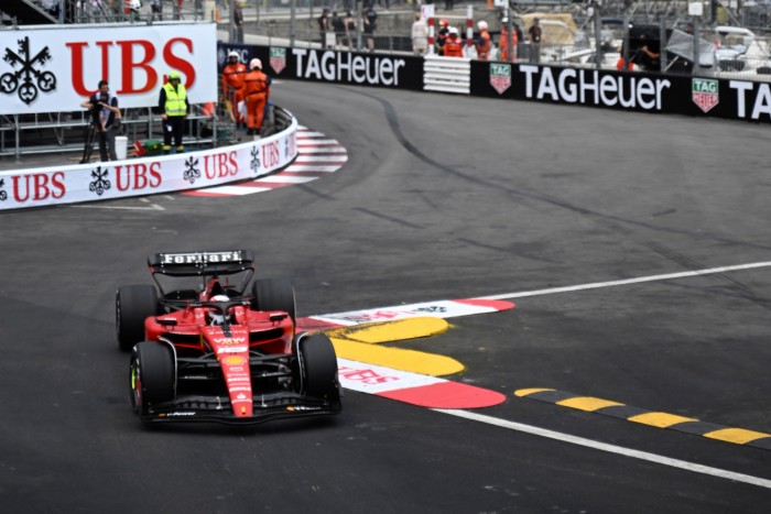 F1: Sainz beleállt a Ferrariba, magyarázkodnia kellett 2 F1: Sainz beleállt a Ferrariba, magyarázkodnia kellett 2