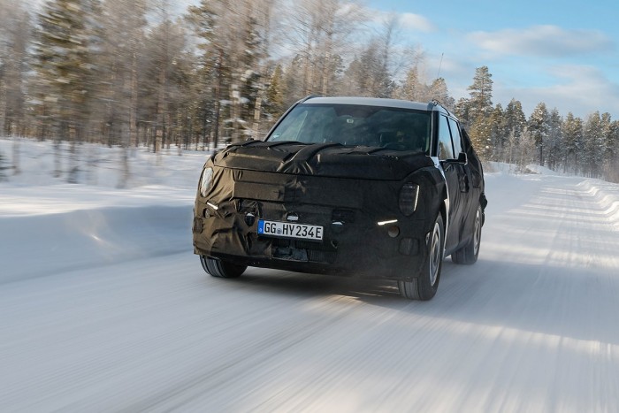 Már tesztelik a legnagyobb Kia villanyautót 6