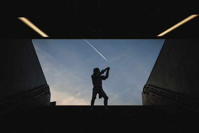 Rohamosztagosok lepték el a 3-as metrót