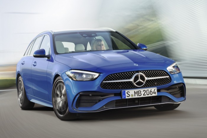 Hanyagul szereltek össze magyar gyártású autókat 11