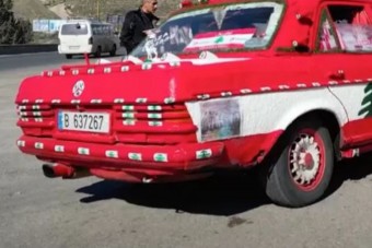 A BMW-motoros Mercedes létezik, és szürreálisabb, mint gondolod