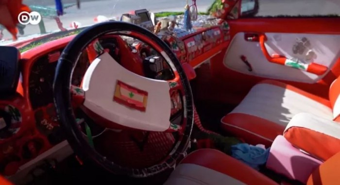 A BMW-motoros Mercedes létezik, és szürreálisabb, mint gondolod 3