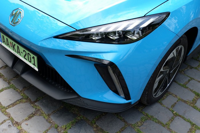 Olcsó, keveset fogyaszt és messzire jut. Tényleg van ilyen villanyautó? 8 | Vezess Olcsó, keveset fogyaszt és messzire jut. Tényleg van ilyen villanyautó? 8