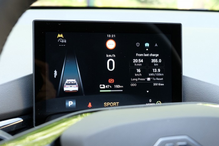 Olcsó, keveset fogyaszt és messzire jut. Tényleg van ilyen villanyautó? 11 | Vezess Olcsó, keveset fogyaszt és messzire jut. Tényleg van ilyen villanyautó? 11