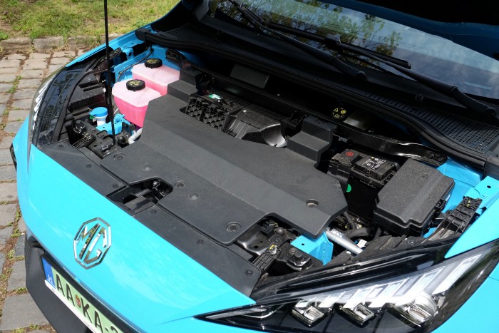 Olcsó, keveset fogyaszt és messzire jut. Tényleg van ilyen villanyautó? 13 | Vezess Olcsó, keveset fogyaszt és messzire jut. Tényleg van ilyen villanyautó? 13