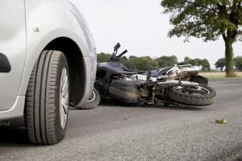 Rosszul fordult, halálba vitte a barátnőjét a magyar motoros