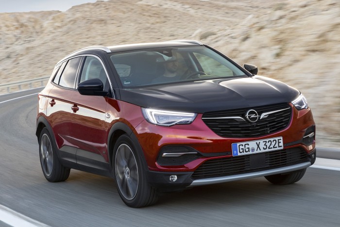 Hanyagul szereltek össze magyar gyártású autókat 5