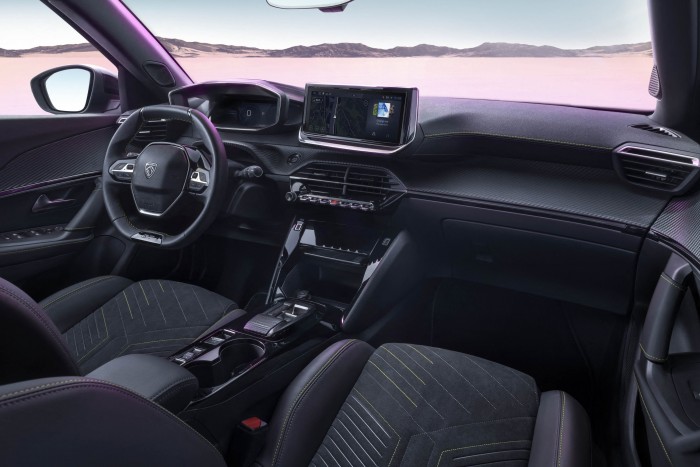 17%-kal kevesebb félelem az új Peugeot-ban 7 | Vezess 17%-kal kevesebb félelem az új Peugeot-ban 7