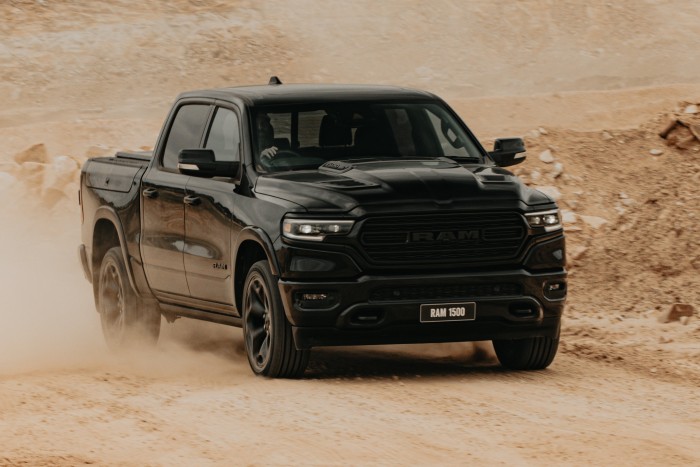 Hanyagul szereltek össze magyar gyártású autókat 1