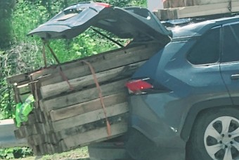 Még mindig bicskanyitogató stílusban tolják a fuvarozás önjelölt szakijai