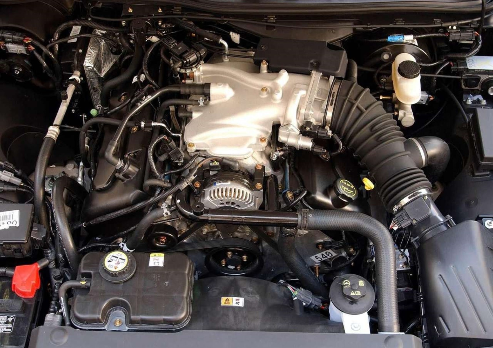 Sokaknak ismeretlen, pedig tipikus amerikai V8-as rendőrautó ez a típus is 3 | Vezess Sokaknak ismeretlen, pedig tipikus amerikai V8-as rendőrautó ez a típus is 3