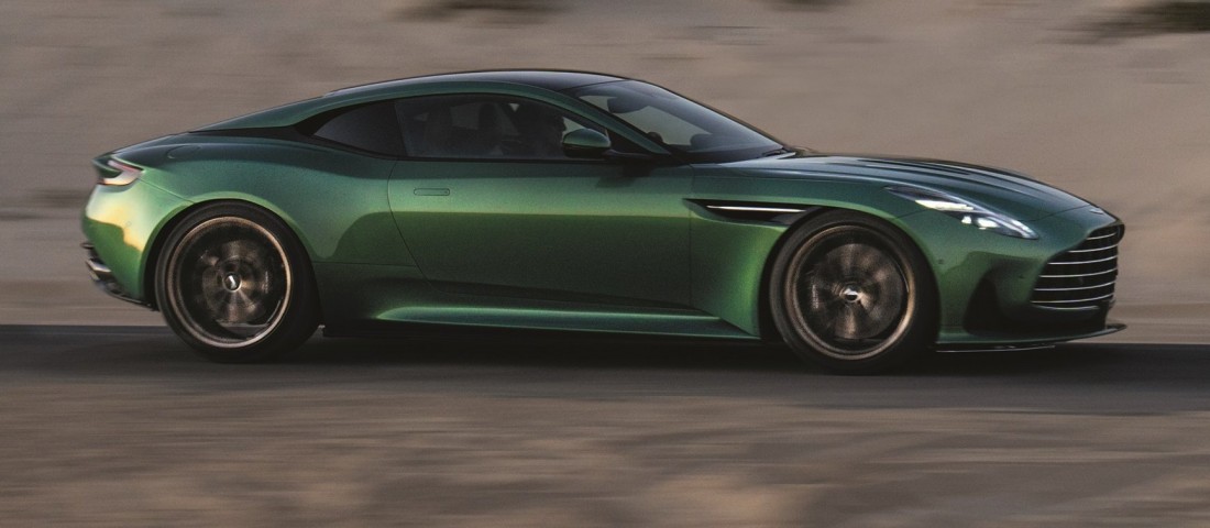 Benzinzabáló csoda maradt a legújabb Aston Martin