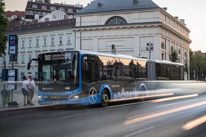 Júliustól gyakrabban jár a reptéri busz Ferihegyre