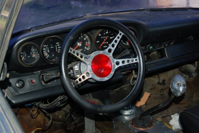 Elhagyatott kísértetkastély hangulatát idézi ez az alakított 911-es 7 | Vezess Elhagyatott kísértetkastély hangulatát idézi ez az alakított 911-es 7