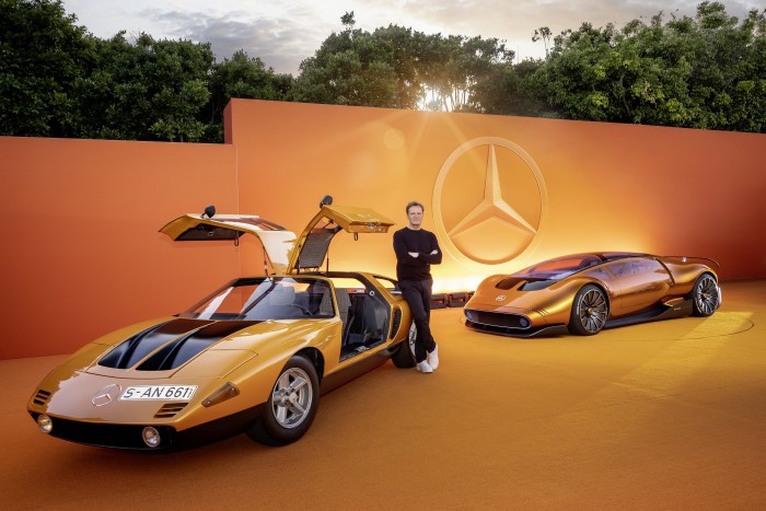 Minimalista sportautót villantott a Mercedes 10