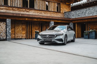 Partiztunk a Mercedes vadiúj kombijában