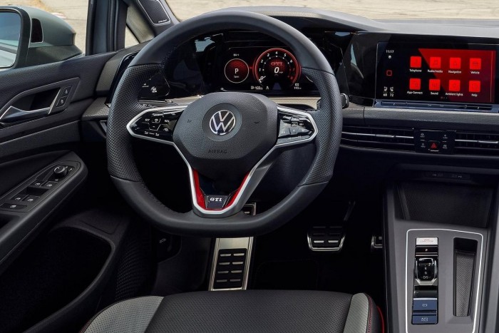 Változás jön az új Volkswagenek belterében, a régi rajongók örülni fognak