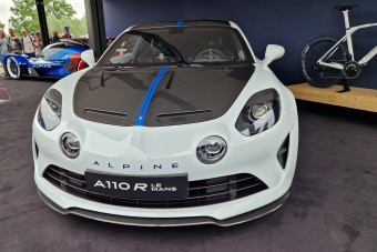 Száz évre száz autót szán az Alpine