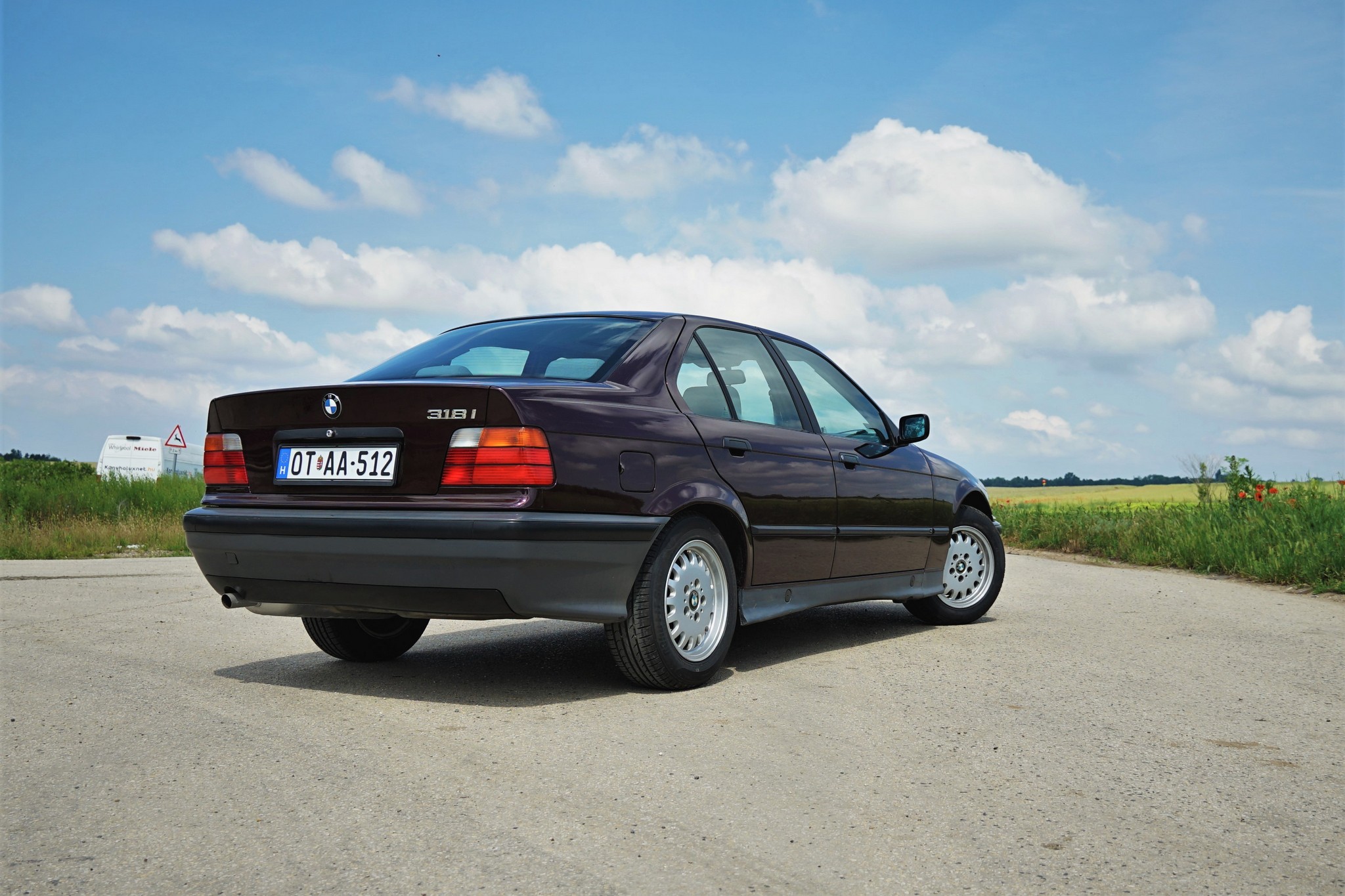 OT rendszám ezen a BMW-n? Idén már lehet, itt az első! 14