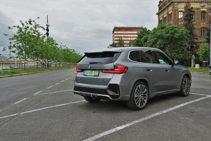 Itt egy BMW botrányok nélkül 67 Itt egy BMW botrányok nélkül 67