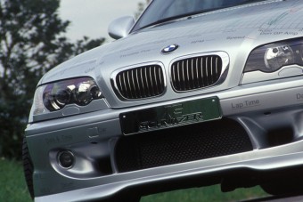 Húsz évet repít vissza az időben ez a poros BMW, ami nagy rejtély a rajongóknak