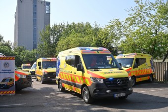 Két harley-snak hálálkodnak a Budapesten szirénázó mentősök