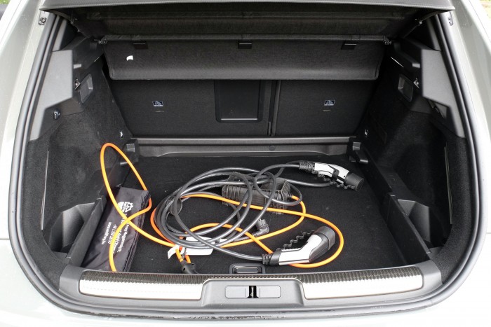 Fiatalító kúra után így fest egy francia különc – DS 7 teszt 17