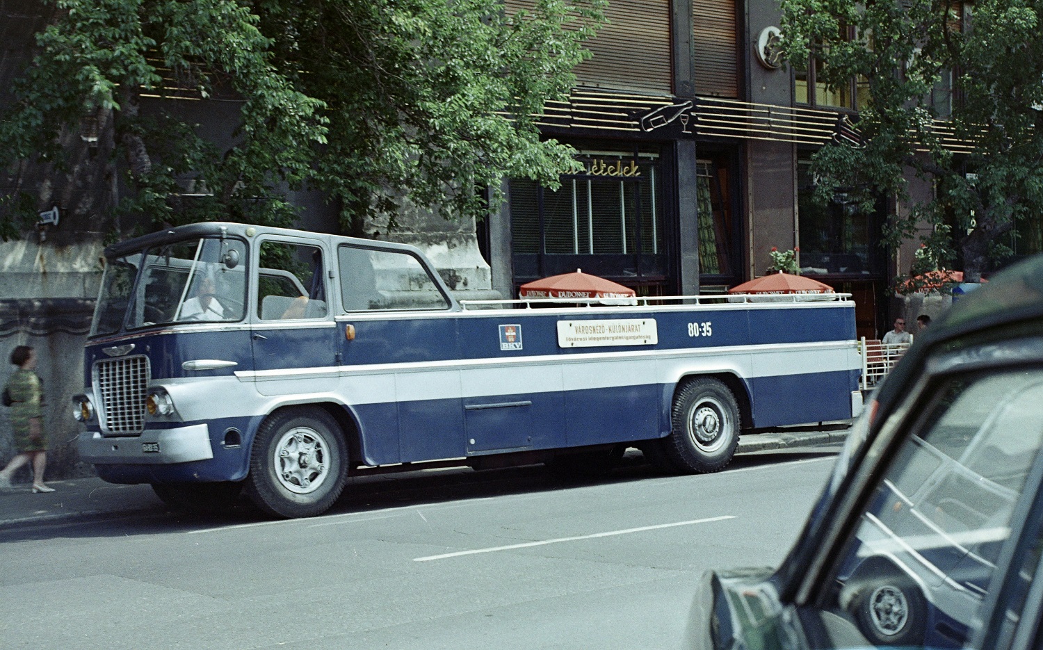 Te tudtad, miért ilyen színűek a budapesti buszok? 6