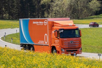 Különleges teherautó állt forgalomba Magyarországon