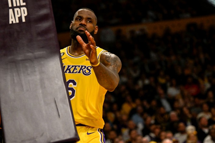 Szupersztár sportoló indítja a hétvégi Le Mans-i 24 órást 1 | Vezess Szupersztár sportoló indítja a hétvégi Le Mans-i 24 órást 1