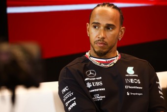 F1: Hamilton elismerte, Verstappen jobb lehet nála