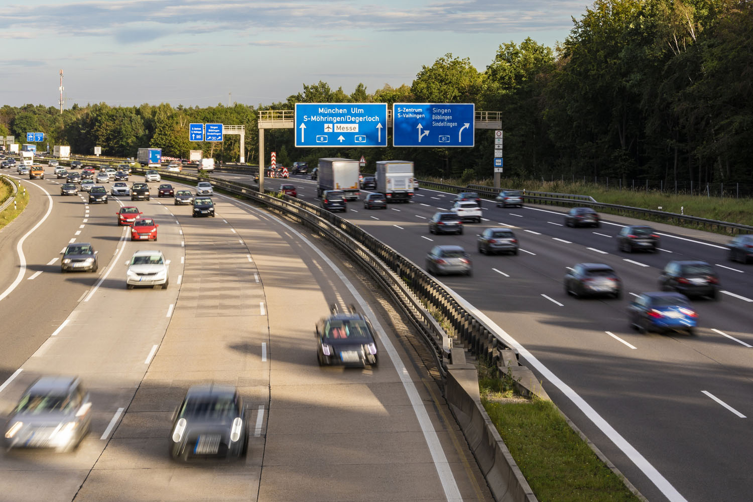 Külföldre mész nyaralni? Ennyit fizetsz, ha taposod a gázt! 11