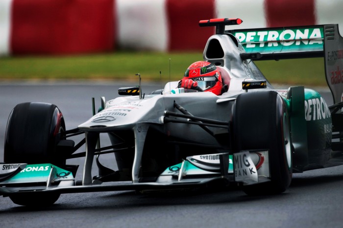 Apja F1-es Mercedesét is kipróbálhatja Schumacher