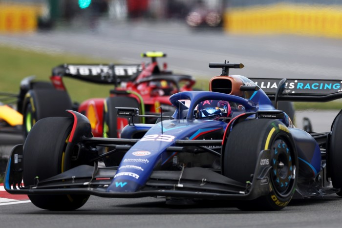 F1: Átverték a versenyzőt, hogy pontot szerezzen