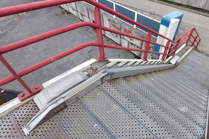 Rakpart- és hídlezárás helyett így is lehetne közlekedni Budapesten 92 Rakpart- és hídlezárás helyett így is lehetne közlekedni Budapesten 92