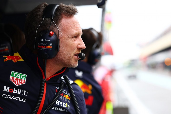 F1: Csak mosolyog a Merci fejlesztésein a Red Bull 2 F1: Csak mosolyog a Merci fejlesztésein a Red Bull 2