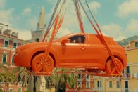 Színes őrületté varázsolták a legkisebb Fiatot 8