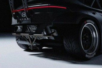 Vad tekintetű szörnyet faragtak ebből a Hyundaiból