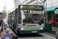 Te tudtad, miért ilyen színűek a budapesti buszok? 23