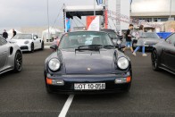 75 éves nyugger már a Porsche, de a születésnapot fiatalos lendülettel tolja 94