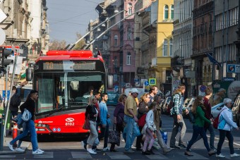 Teleszórják traffipaxokkal Budapestet