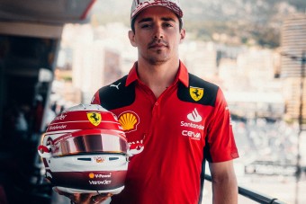 F1: Leclerc a ruháját is a bajbajutottaknak adja
