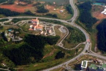 Percekig tart, mire körbeérsz a világ legnagyobb körforgalmán