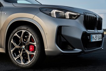 Klasszikus sportverzió készült a BMW szabadidő-autójából