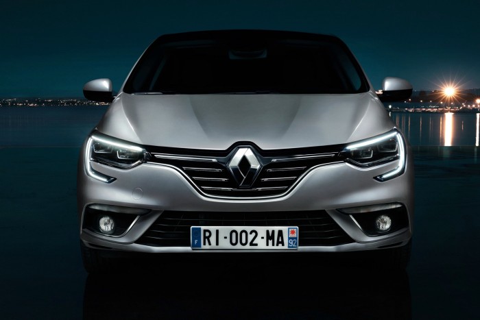 Ha kedves az életed, ne ülj hátra ezekben az autókban! 5