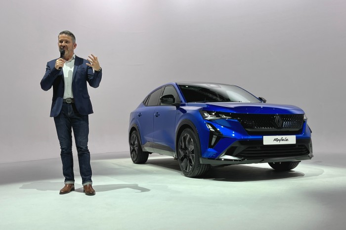 Szintet lép a Renault ezzel az új autóval 9 | Vezess Szintet lép a Renault ezzel az új autóval 9